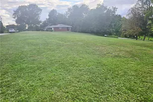 2 Fritchman Dr, Penn Twp, PA 15644 - Photo 11