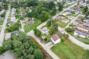 301 Lewis Ave, Jeannette, PA 15644 - Photo 25