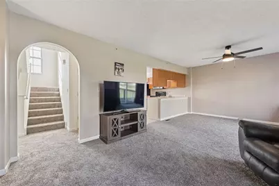 1107 Arrowhead Dr, South Strabane, PA 15301 - Photo 5