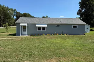 724 Shenango Stop Rd, Shenango Township, PA 16101 - Photo 1
