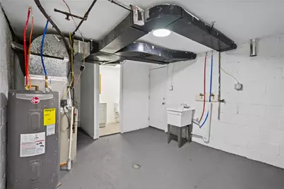 8624 Oakcrest Rd, Pittsburgh, PA 15235 - Photo 21