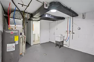 8624 Oakcrest Rd, Pittsburgh, PA 15235 - Photo 21