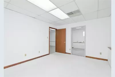 1115 Fayette Ave, Washington Township, PA 15012 - Photo 9