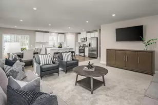 2115 Pebble Ln, Hempfield Township, PA 15601 - Photo 11