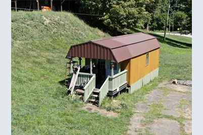 1041 Barr Run Rd, West Bethlehem, PA 15345 - Photo 13