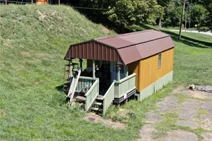 1041 Barr Run Rd, West Bethlehem, PA 15345 - Photo 13