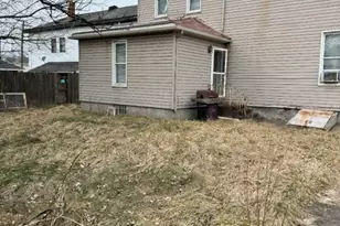 810 Indiana Ave, Monaca, PA 15061 - Photo 3