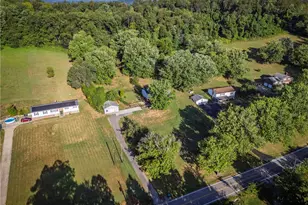 208 McCleary Rd, Raccoon Township, PA 15050 - Photo 41