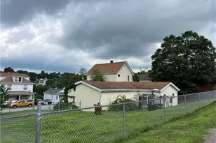 108 Brown Ave, Hempfield Township, PA 15634 - Photo 3