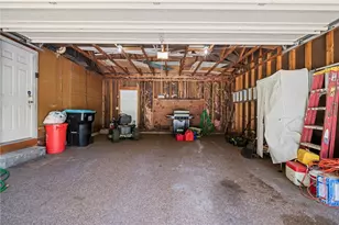 450 Greenwood Dr, Hermitage, PA 16148 - Photo 27