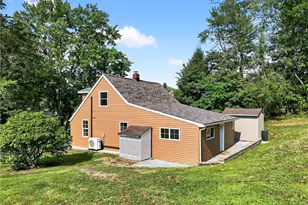 1043 Collinsburg Rd, Rostraver, PA 15089 - Photo 39