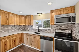 1043 Collinsburg Rd, Rostraver, PA 15089 - Photo 15