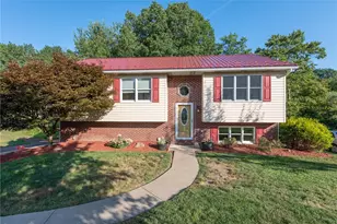 115 Fawn Dr, Allegheny Township, PA 15068 - Photo 1