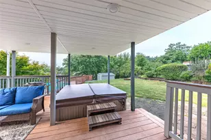 2420 Bonnie Dell Dr, South Park, PA 15129 - Photo 39