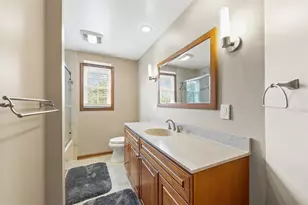 2420 Bonnie Dell Dr, South Park, PA 15129 - Photo 31