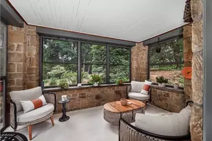 2501 Oakwood Rd, Pittsburgh, PA 15116 - Photo 5