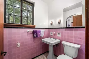 2501 Oakwood Rd, Pittsburgh, PA 15116 - Photo 17