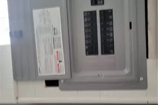 503 Crestview Dr, Pittsburgh, PA 15239 - Photo 17