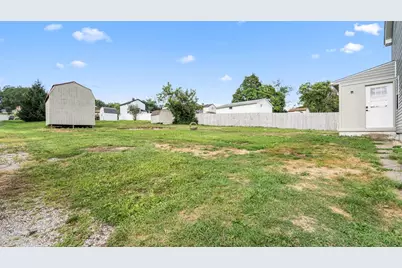 16 S Main St, Mount Pleasant, PA 15361 - Photo 7