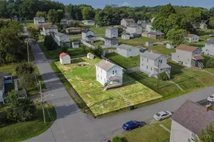 16 S Main St, Mount Pleasant, PA 15361 - Photo 5