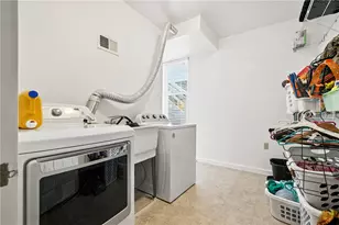 3037 Pulawski Wy, Pittsburgh, PA 15219 - Photo 23