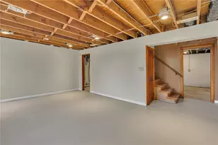 1736 Pierce St, Aliquippa, PA 15001 - Photo 17