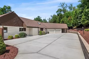 2350 Morrow Rd, Pittsburgh, PA 15241 - Photo 5