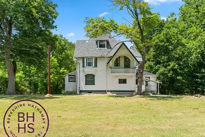 727 W Beaver #2, Zelienople, PA 16063 - Photo 1