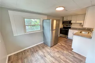 811 Carlisle St, New Castle, PA 16101 - Photo 11