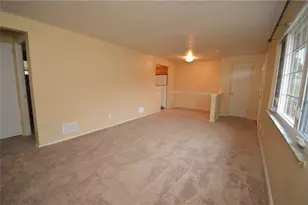 1684 Beryl Dr, Pittsburgh, PA 15227 - Photo 5