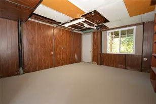 1684 Beryl Dr, Pittsburgh, PA 15227 - Photo 39