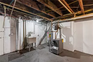 22 Edith Pl, Pittsburgh, PA 15213 - Photo 19