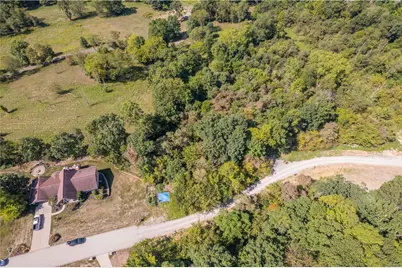 #44 Hobbitt Ln, Finleyville, PA 15332 - Photo 3