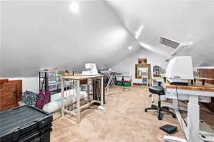 511 E Leasure Ave, New Castle, PA 16105 - Photo 15