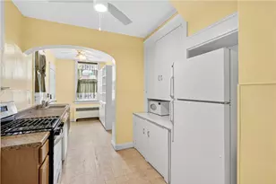 427 E Pittsburgh St, Greensburg, PA 15601 - Photo 15