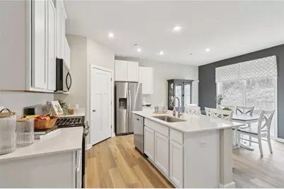 1012 Lindsay Road, Scott Township, PA 15106 - Photo 9