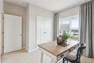 1012 Lindsay Rd, Scott Township, PA 15106 - Photo 15