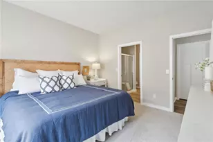 1012 Lindsay Rd, Scott Township, PA 15106 - Photo 19