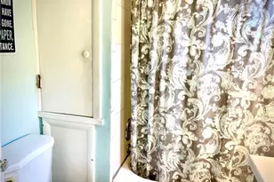 224 W Pearl St, Butler, PA 16001 - Photo 13