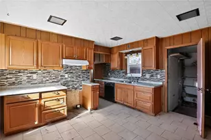 115 Maple Ave, Corry, PA 16407 - Photo 31