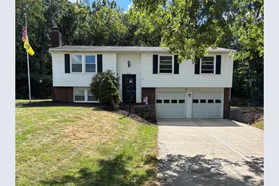 476 Oaklawn Dr, Pittsburgh, PA 15241 - Photo 1