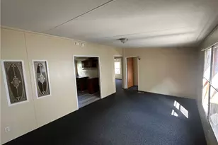 204-206 Cleveland St, Elco, PA 15477 - Photo 9