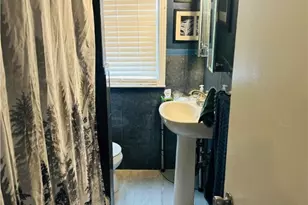 4236 Haldane St, Pittsburgh, PA 15207 - Photo 17