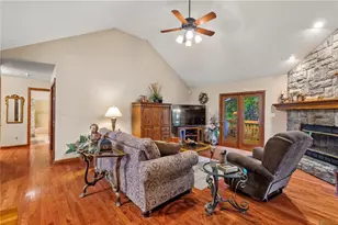 3746 Matthews Rd, Mahoning Township, PA 16116 - Photo 5