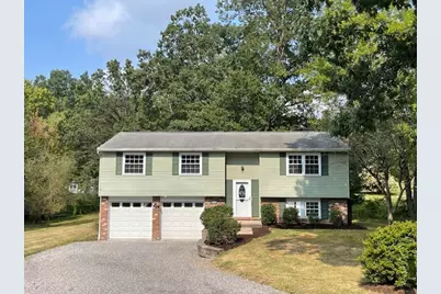 105 Walney Dr, Twp of But SE, PA 16002 - Photo 1