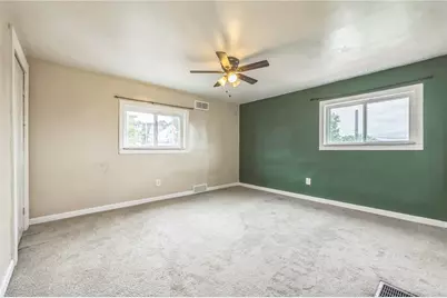 2318 Eccles St, Pittsburgh, PA 15210 - Photo 13