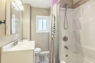 2318 Eccles St, Pittsburgh, PA 15210 - Photo 11