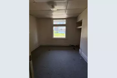 2775 Zephyr Ave, Pittsburgh, PA 15204 - Photo 7