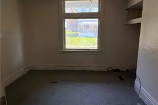 2775 Zephyr Ave, Pittsburgh, PA 15204 - Photo 7