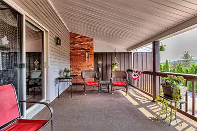 666 Georgetowne Village, White Township, PA 15701 - Photo 15